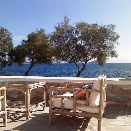 Anemelia Apartment Vari (Syros)