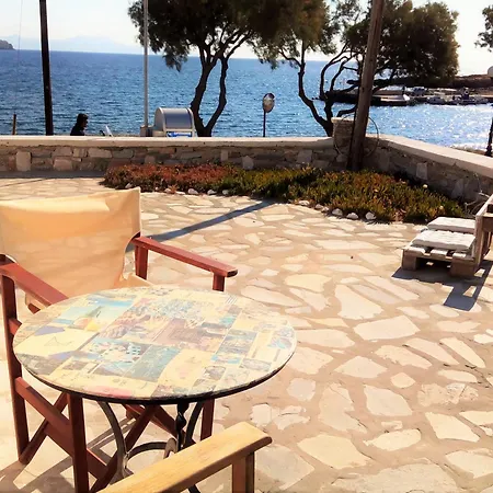 Anemelia Vari (Syros)
