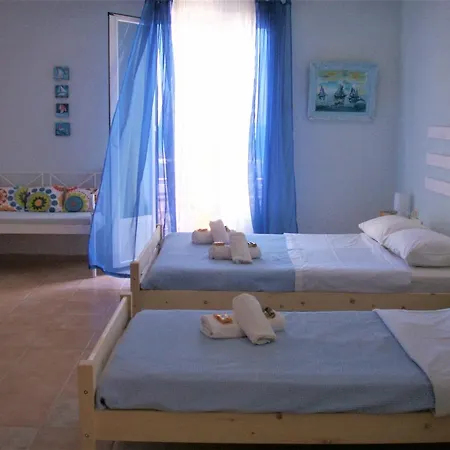 Anemelia * Vari (Syros)