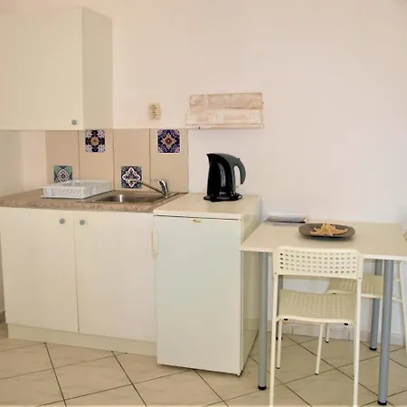 Anemelia Apartment Vari (Syros)