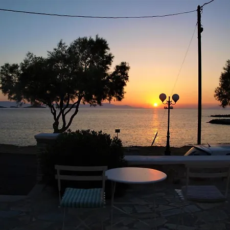 Anemelia Vari (Syros)
