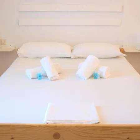 Apartment Anemelia Vari (Syros)